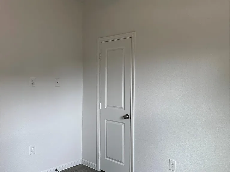 16686 E Lynbrook — Photo 11