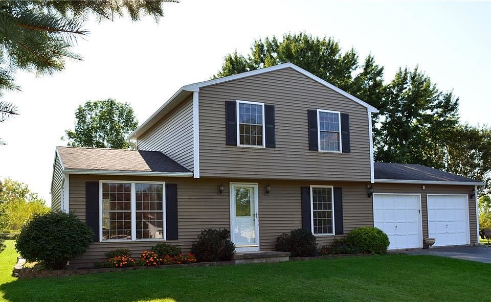 1st image of 1760 Elmwood Cir