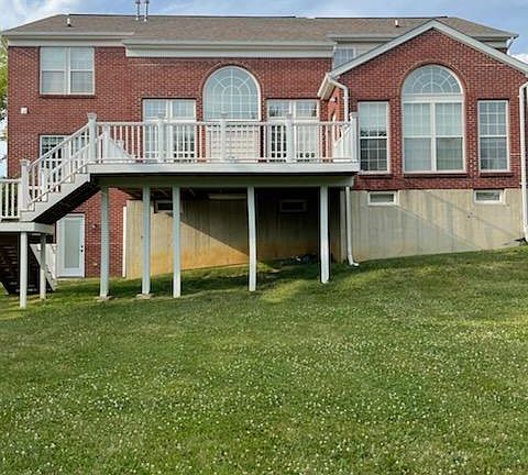 3rd image of 7893 Orchard Ct