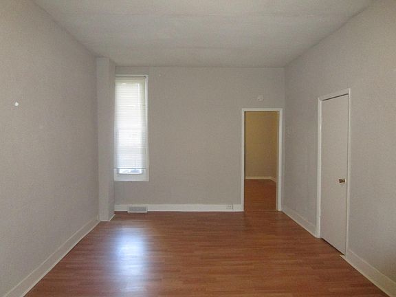 4th image of 723 E Ontario St