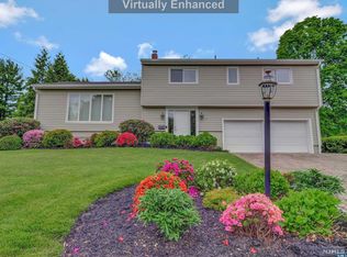 89 Baldwin Ter, Wayne, NJ 07470