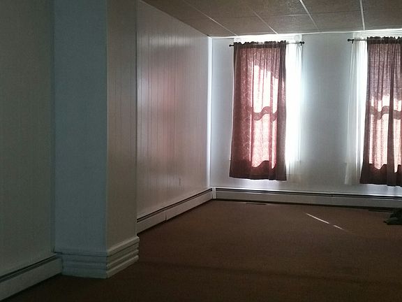 MarketSt881E-LR_04052016