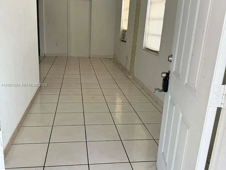 526 SW 64th Ave #2 — Photo 3