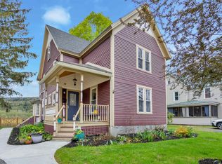 11 Randall St, Waterbury, VT 05676