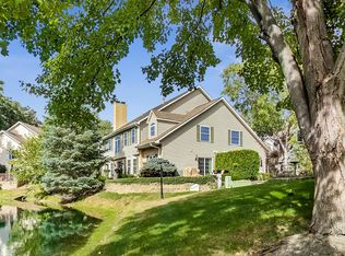 1436 Laurel Oaks Dr, Streamwood, IL