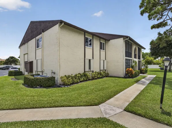 3625 La Aires Court #C-2, Greenacres, FL 33463