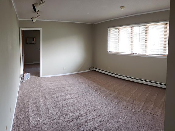 4th image of 478 E Sarnia St