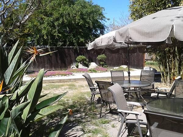 2nd image of 2727 Highland Ave