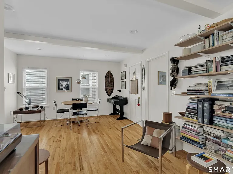 125 Nicoll St #2 — Photo 3