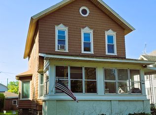817 W Wabasha St #2, Winona, MN 55987