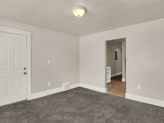 3rd image of 509 E 800 S APT 1