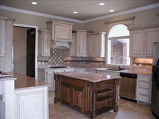 3rd image of 600 Stonemill Blvd