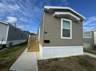 14 Avenue A #102, Hazlet, NJ 07734