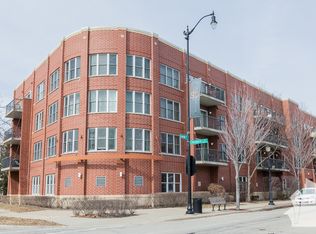 8200 N Lincoln Ave #210, Skokie, IL 60076