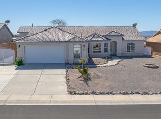 1522 El Campo, Bullhead City, AZ 86442