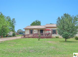 751 State Highway 320, Lott, TX 76656