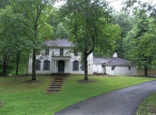 Crooked Run Road, Inez, KY 41224