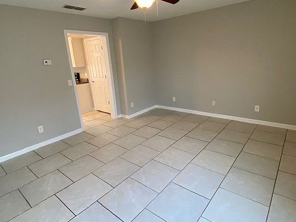4th image of 531 Dill Ln