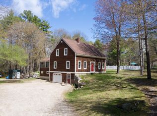 12 Fieldcrest Dr, Raymond, ME 04071