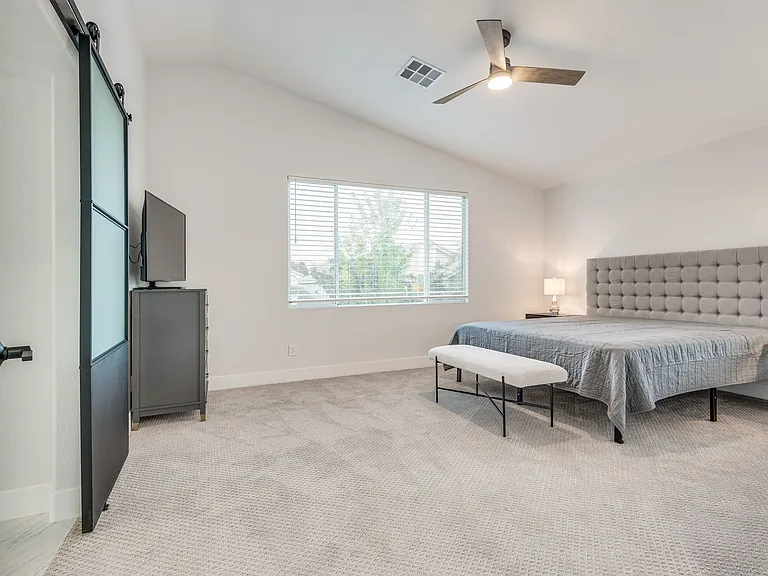 11086 Evvie Ln — Photo 16