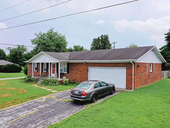 3rd image of 101 Mohawk Dr