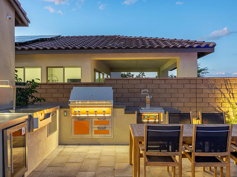 Outdoor Dining Area