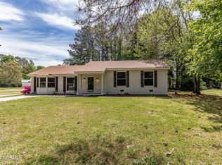 1909 Christian Ln, Kinston, NC 28504