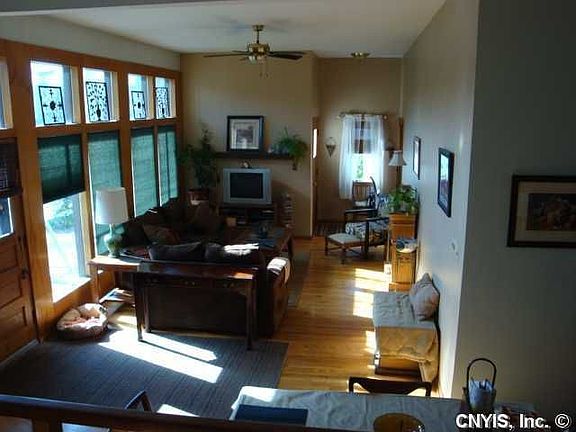 2nd image of 26 Richlee Dr