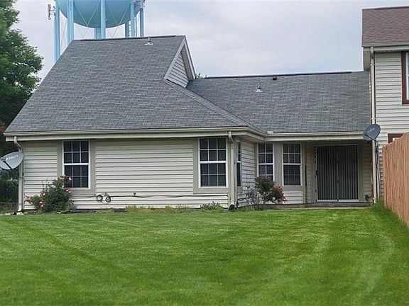 4th image of 456 Meadowview Ct