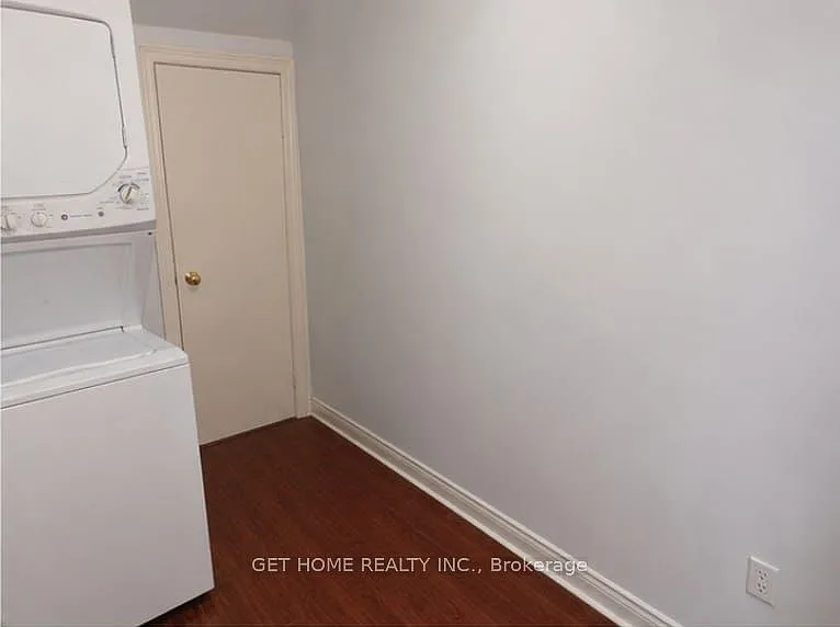 2 bed, $2,000 — Photo 2