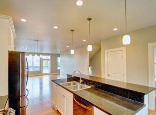 1412 Digby Pl, Mount Vernon, WA 98274
