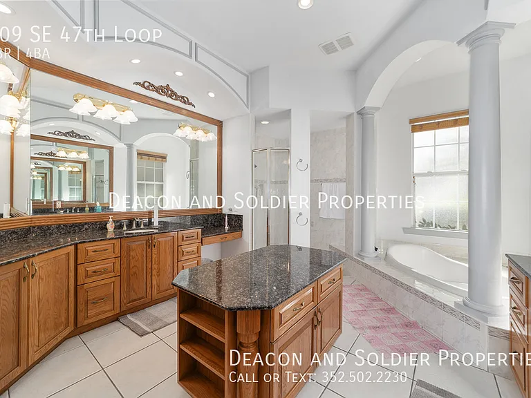 609 SE 47th Loop — Photo 54