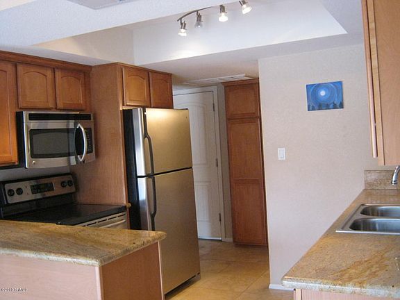 4th image of 3807 N 30th St Unit 22