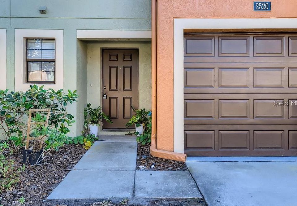 1st image of 2631 Oleander Lakes Dr