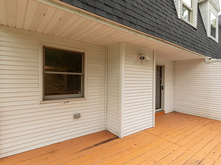 8237 Vicksburg Pl — Photo 34