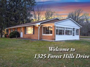 1325 Forest Hills Dr, Salix, PA 15952
