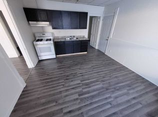 2010 W Greenfield Ave, Milwaukee, WI 53204