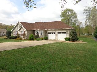 395 Nikki Ln, Paris, TN 38242