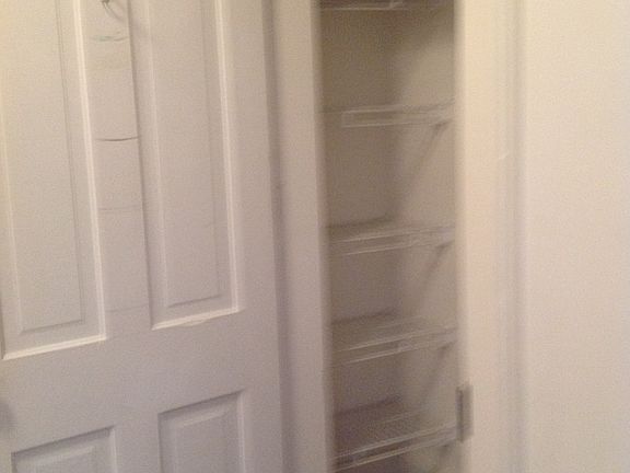 1st bedrm closet right side