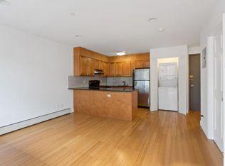 533 51st Ave #2F, Long Island City, NY 11101