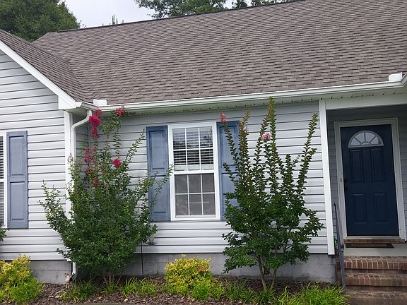 2nd image of 113 S Park Ln