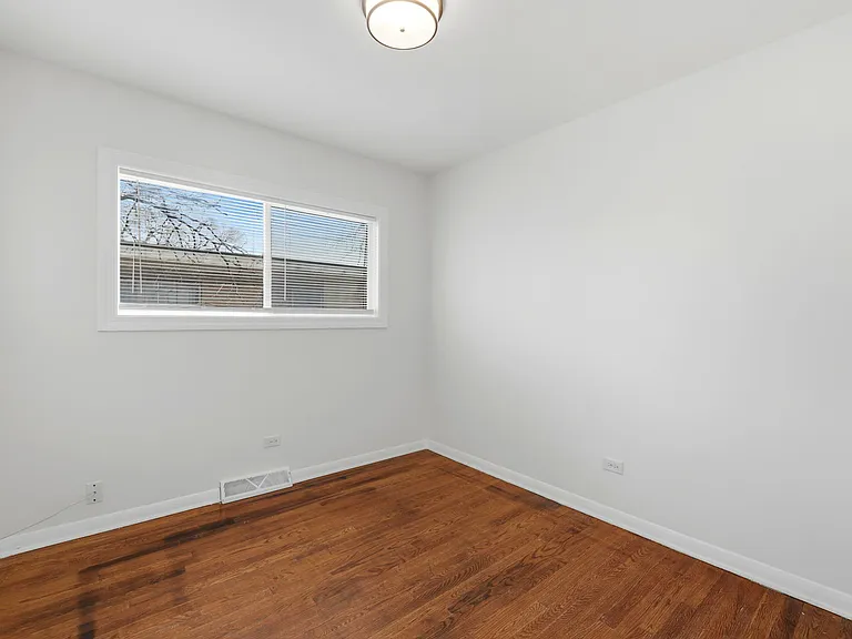 2028 Williamsburg Dr #D108 — Photo 3