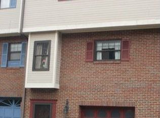 112 Longfellow Ct, Pittsburgh, PA