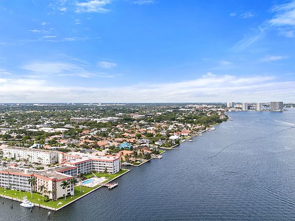 4th image of 100 Paradise Harbour Boulevard #412