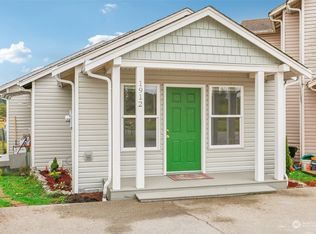 1912 N 30th St, Mount Vernon, WA 98273