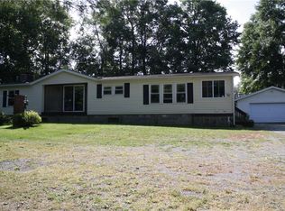 3452 Sandy Lake New Lebanon Rd, Sandy Lake, PA 16145