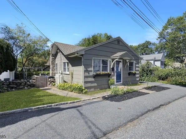 17 Hilltop Trl, Denville Twp., NJ 07834