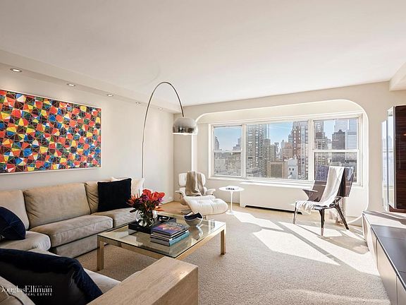 2nd image of 931 Lexington Ave #26K