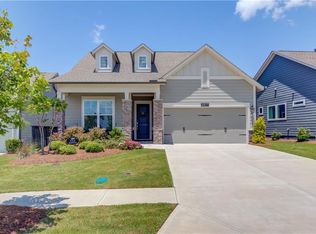 6817 Bungalow Rd, Flowery Branch, GA 30542