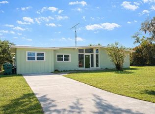 725 Scenic St, Leesburg, FL 34748